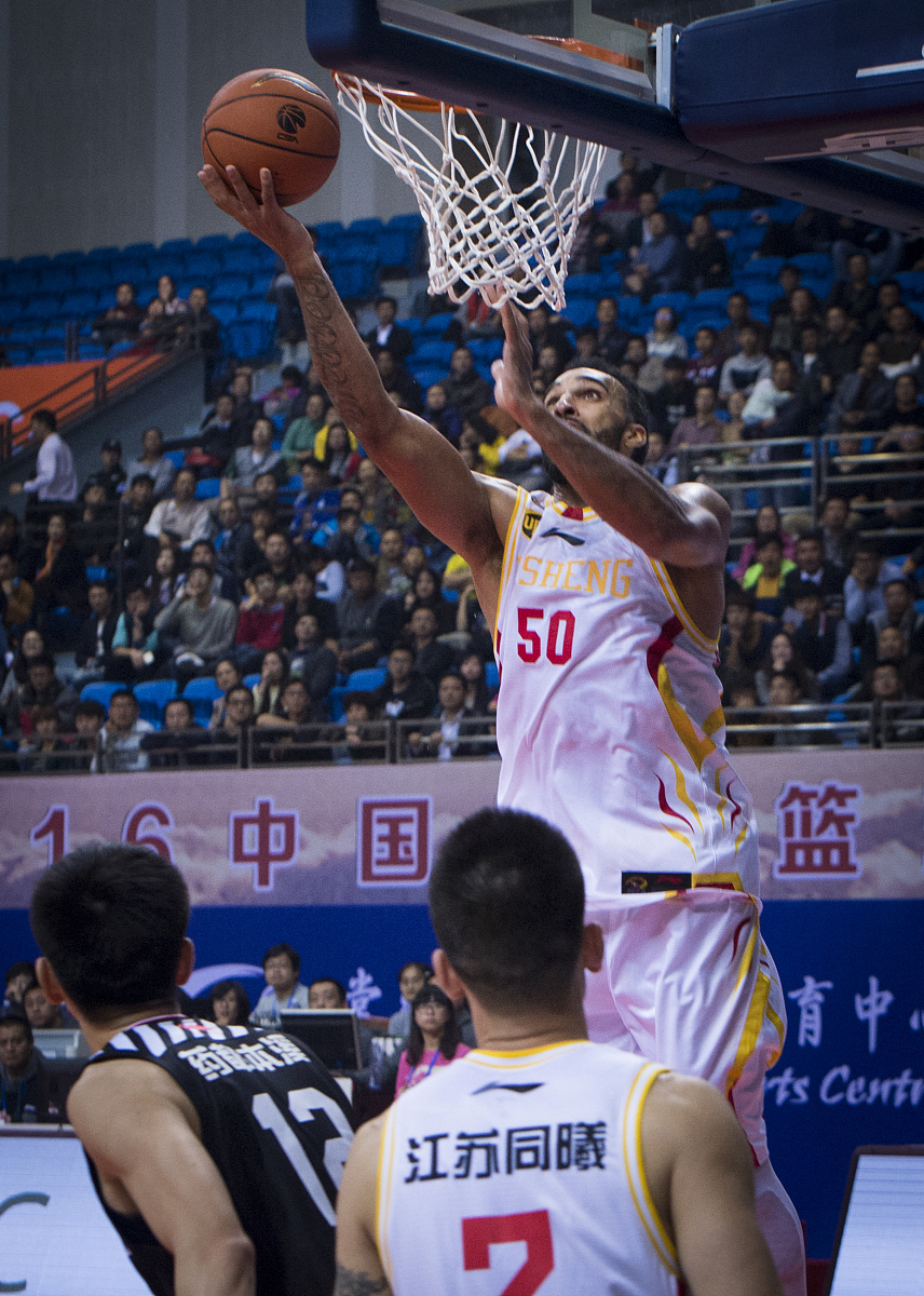 开云-费德勒在皇家马德里比赛中连败，比分优势明显引发热议！的简单介绍