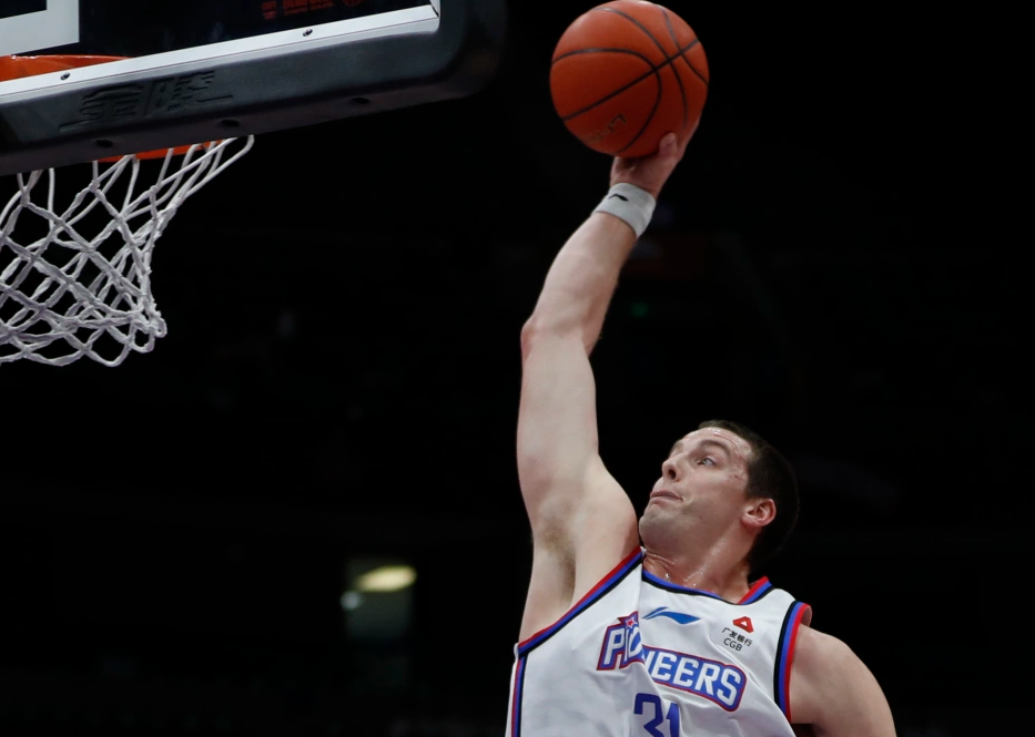 开云体育-关于Doinb巅峰对决，Ming与90激战独行侠分钟，出色防守胜负难料！的信息